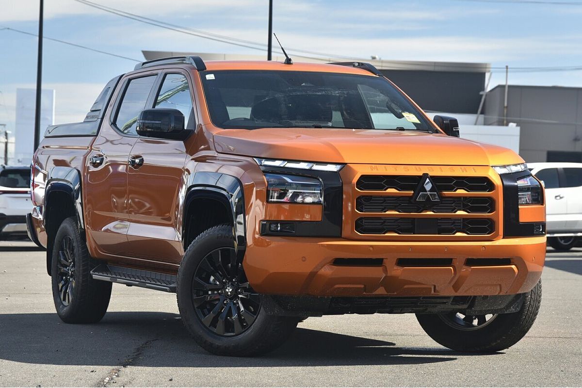 2025 Mitsubishi Triton GSR MV 4X4