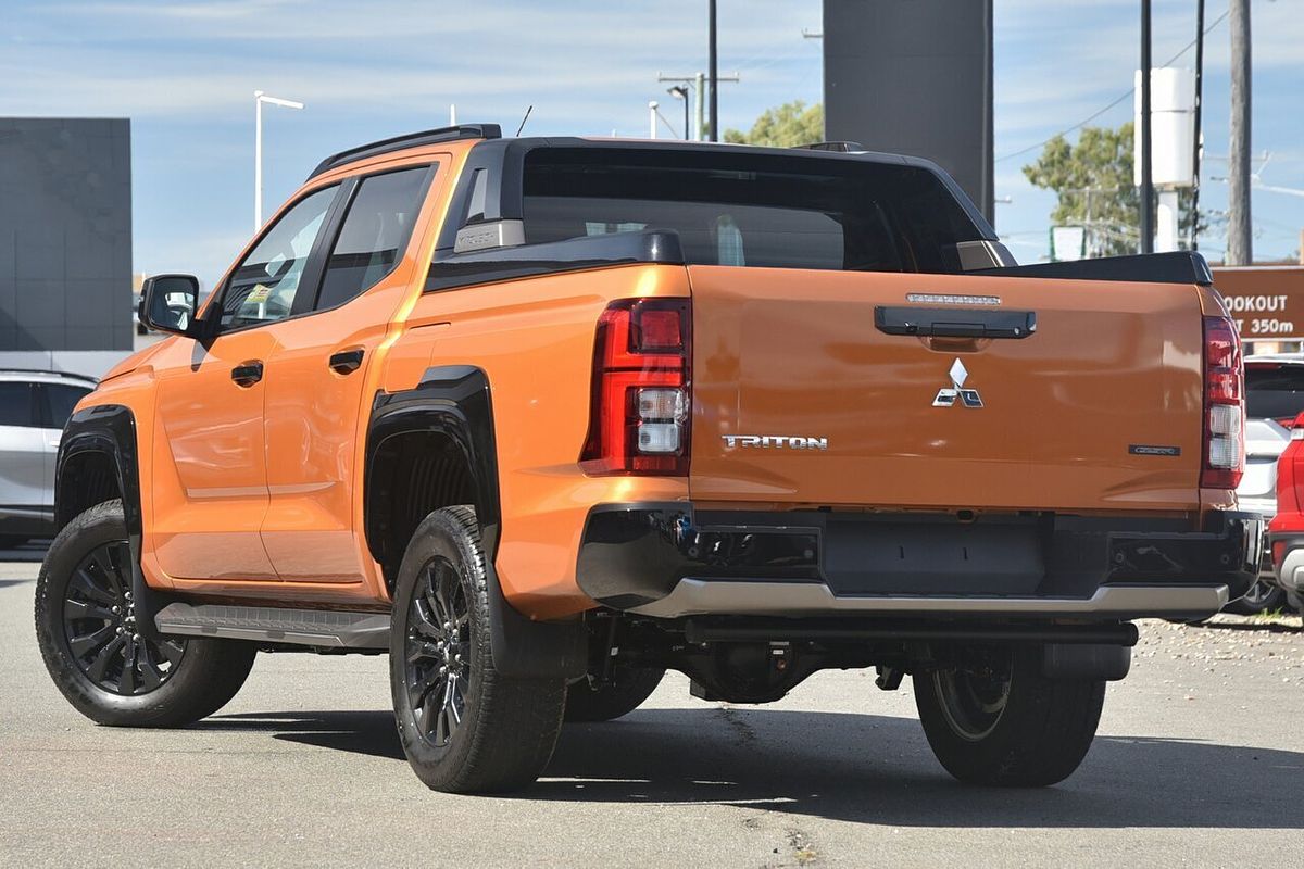 2025 Mitsubishi Triton GSR MV 4X4