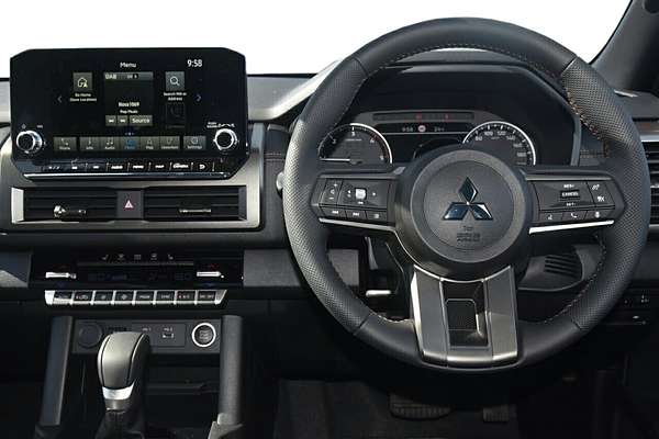 2025 Mitsubishi Triton GSR MV 4X4