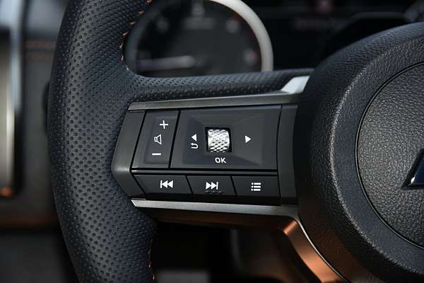 2025 Mitsubishi Triton GSR MV 4X4