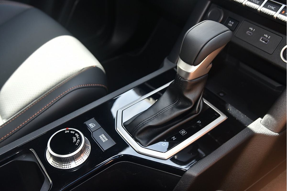 2025 Mitsubishi Triton GSR MV 4X4