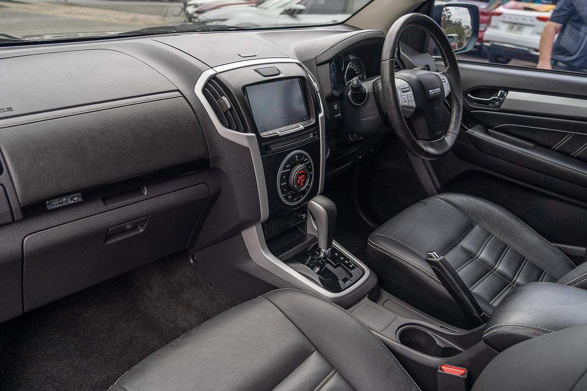 2017 Isuzu MU-X LS-T