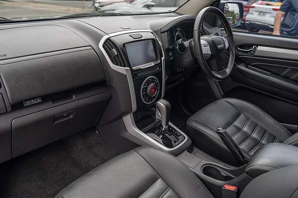 2017 Isuzu MU-X LS-T