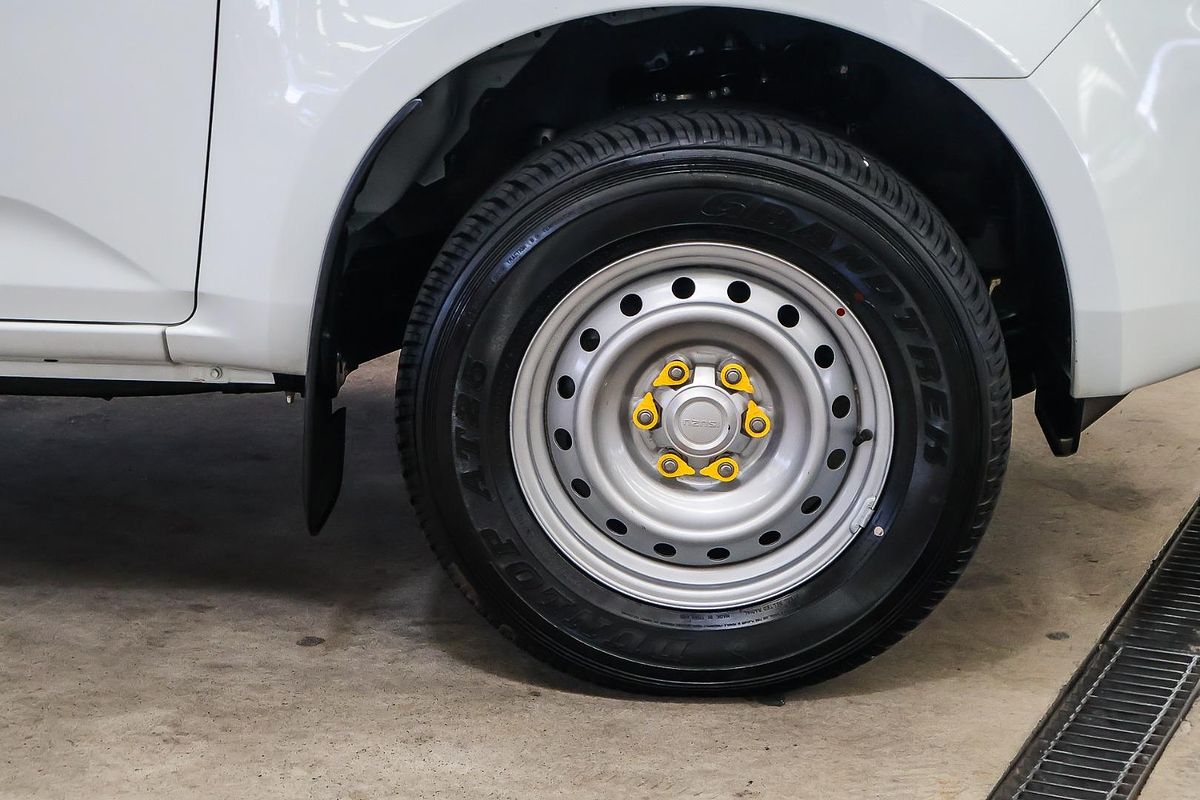 2022 Isuzu D-MAX SX High Ride Rear Wheel Drive