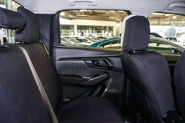 2022 Isuzu D-MAX SX High Ride Rear Wheel Drive