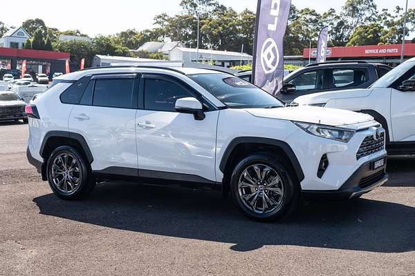 2022 Toyota RAV4 GXL MXAA52R