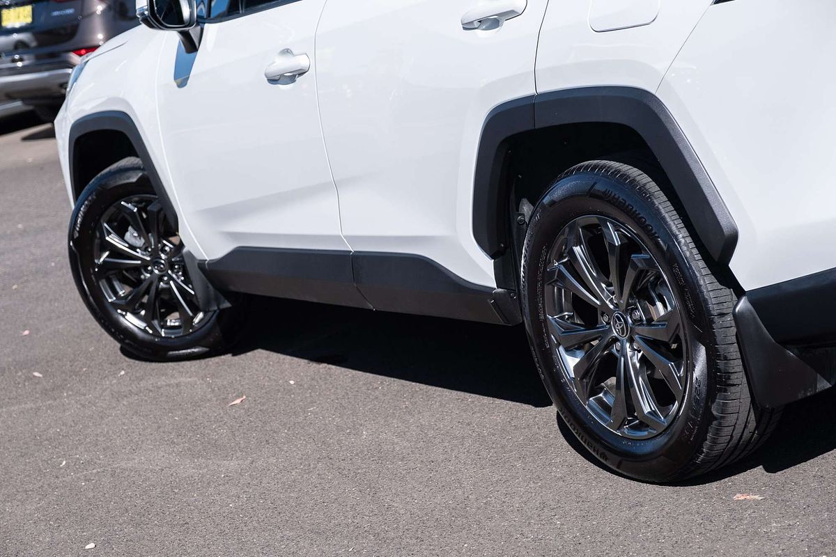 2022 Toyota RAV4 GXL MXAA52R