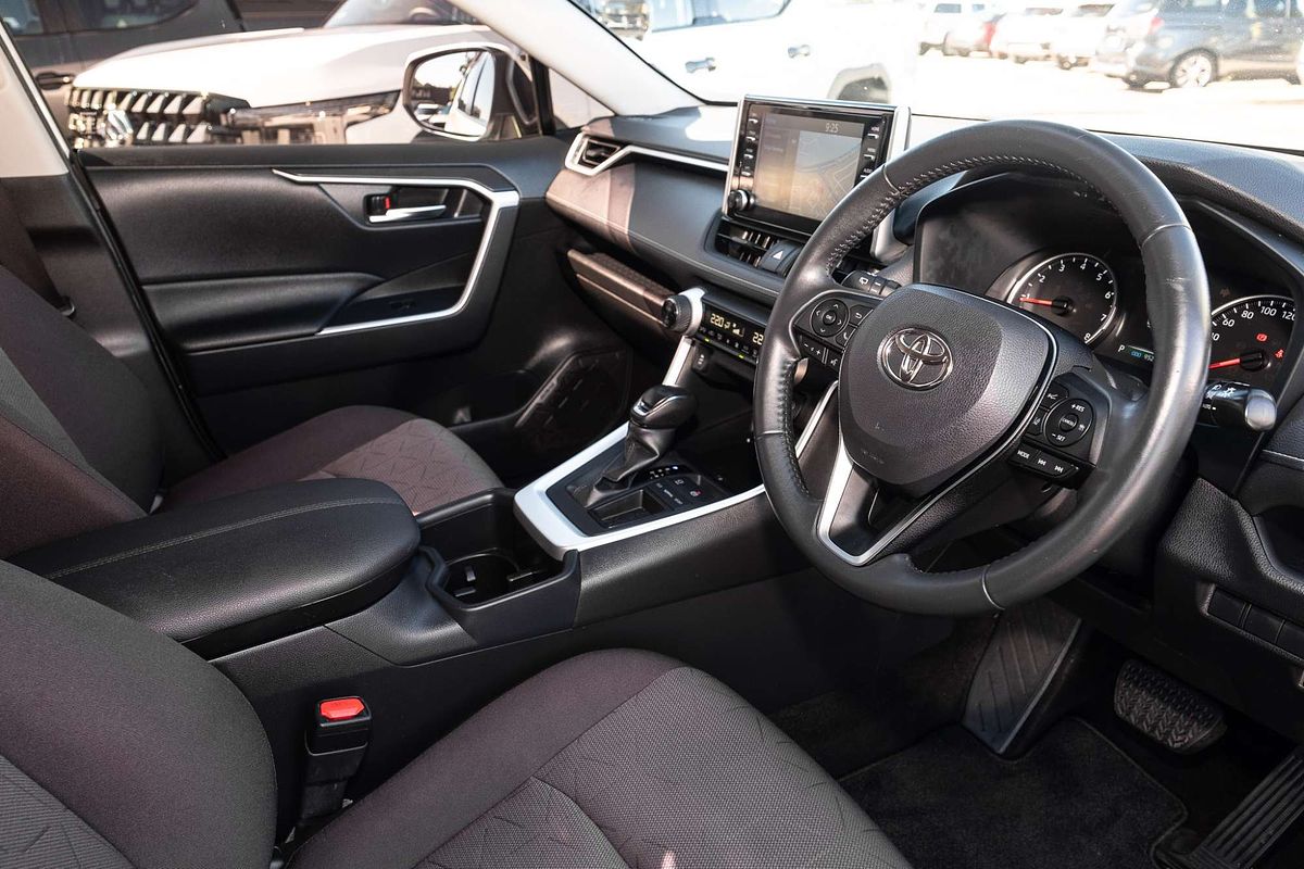 2022 Toyota RAV4 GXL MXAA52R