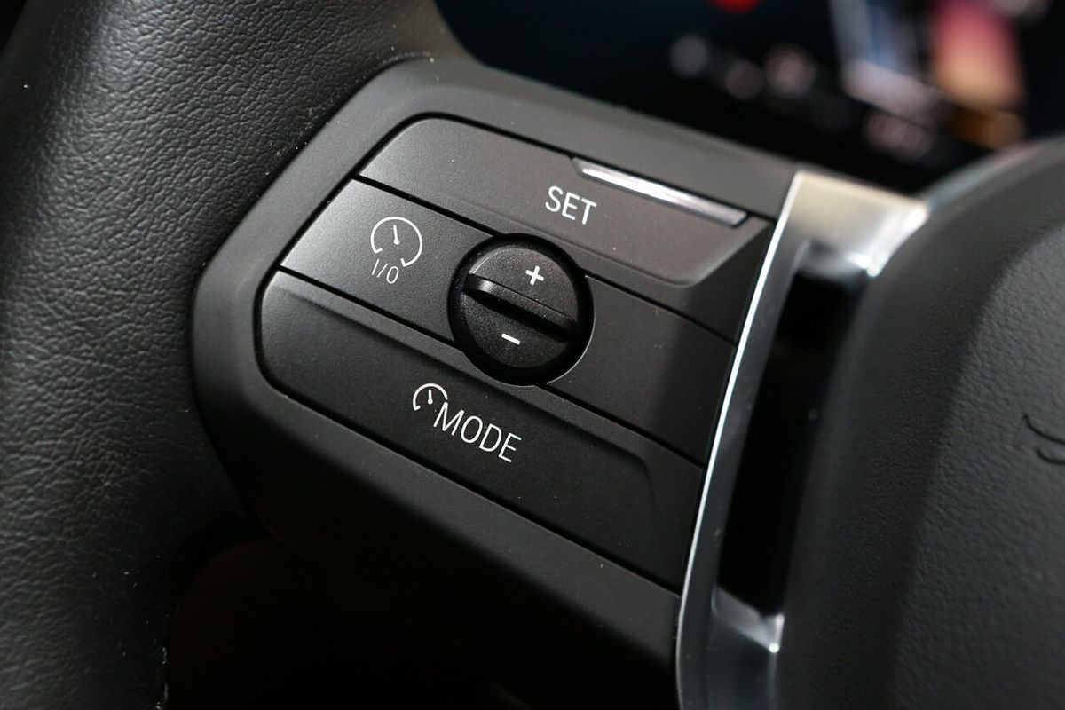 2023 BMW X1 sDrive18i U11