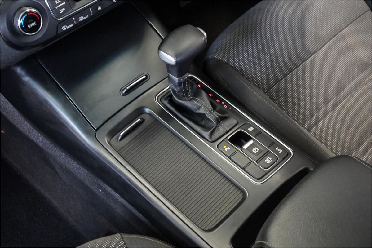 2020 Kia Sorento Si UM