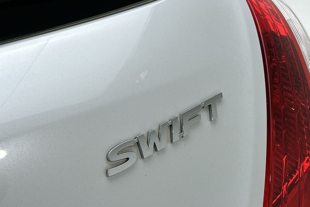 2015 Suzuki Swift GL FZ