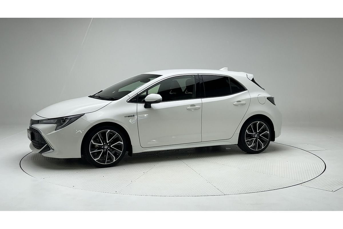 2019 Toyota Corolla ZR Hybrid ZWE211R