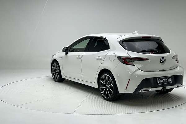 2019 Toyota Corolla ZR Hybrid ZWE211R