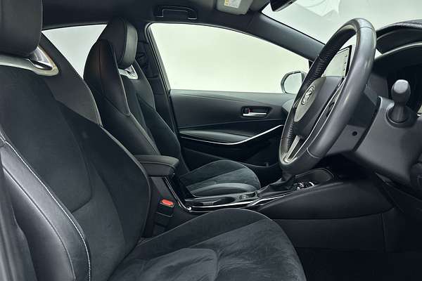 2019 Toyota Corolla ZR Hybrid ZWE211R