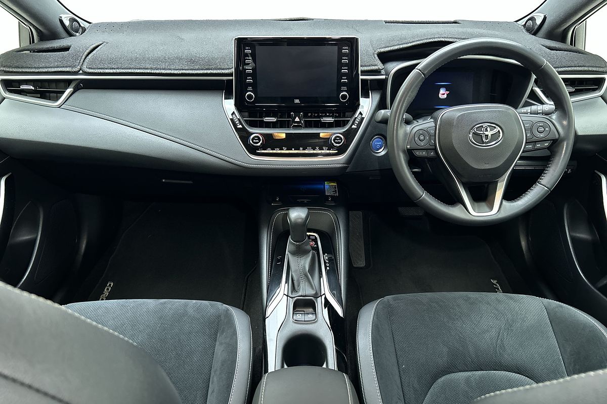2019 Toyota Corolla ZR Hybrid ZWE211R
