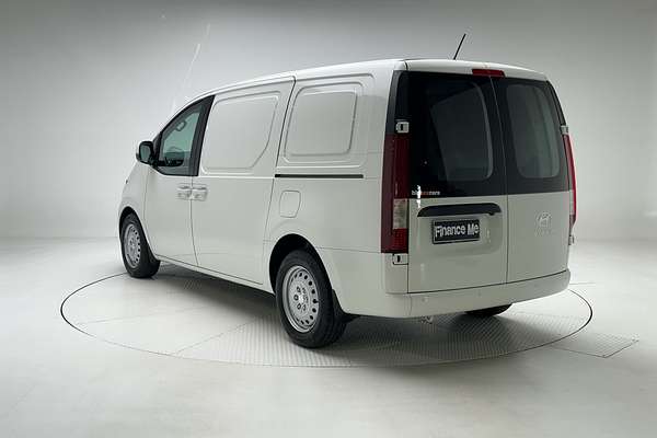 2024 Hyundai STARIA LOAD Premium US4.V3