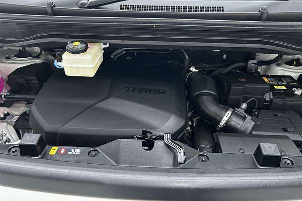 2024 Hyundai STARIA LOAD Premium US4.V3