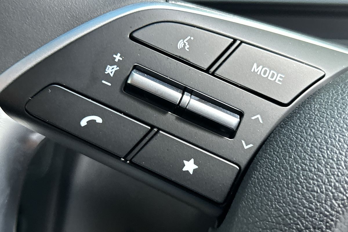 2024 Hyundai STARIA LOAD Premium US4.V3