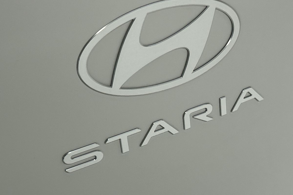 2024 Hyundai STARIA LOAD Premium US4.V3
