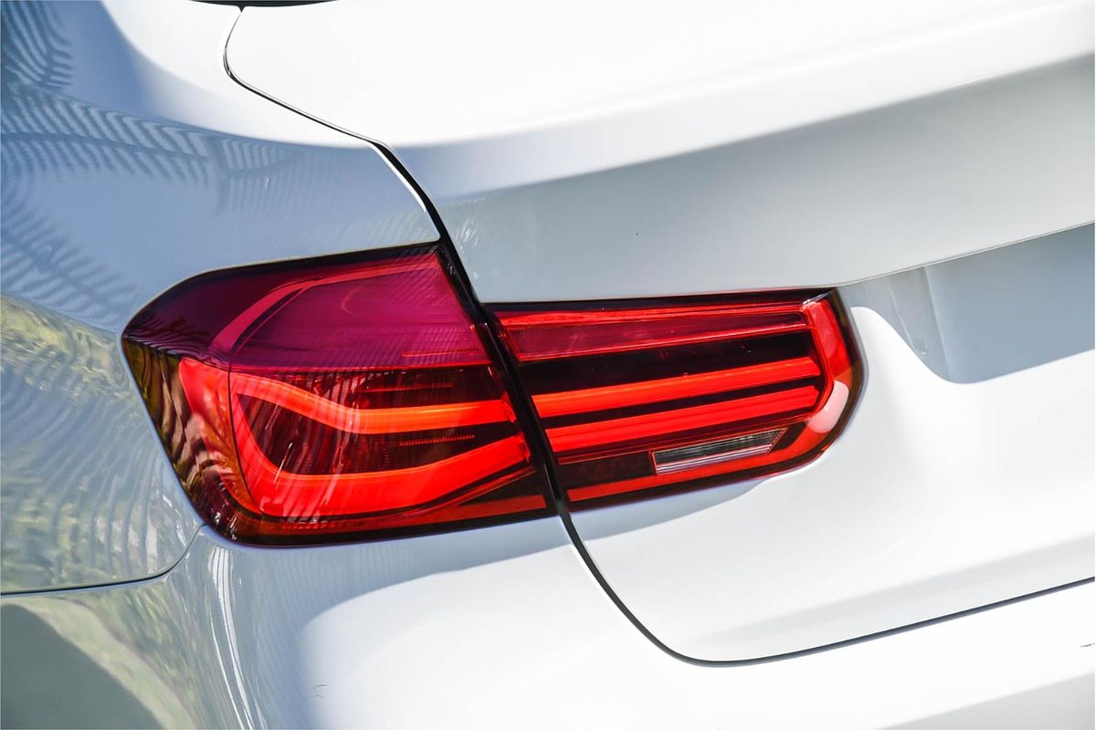 2016 BMW 3 Series 330i Sport Line F30 LCI