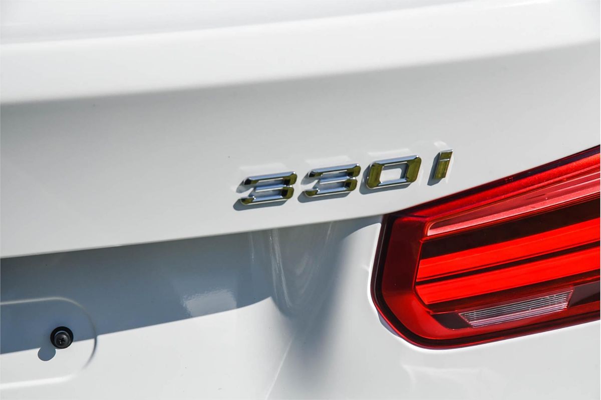 2016 BMW 3 Series 330i Sport Line F30 LCI