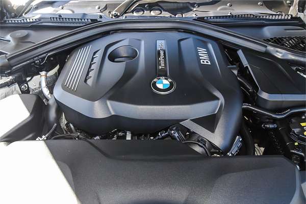 2016 BMW 3 Series 330i Sport Line F30 LCI