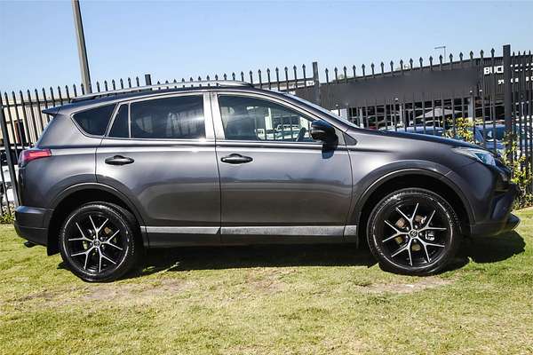 2017 Toyota RAV4 GXL ASA44R