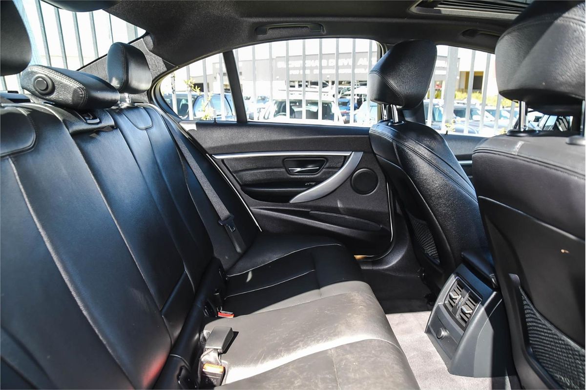 2016 BMW 3 Series 330i Sport Line F30 LCI