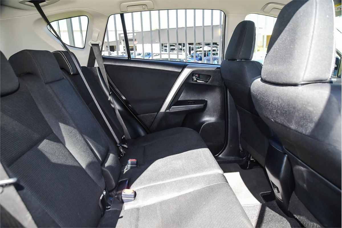 2017 Toyota RAV4 GXL ASA44R