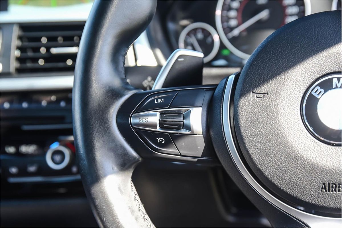 2016 BMW 3 Series 330i Sport Line F30 LCI