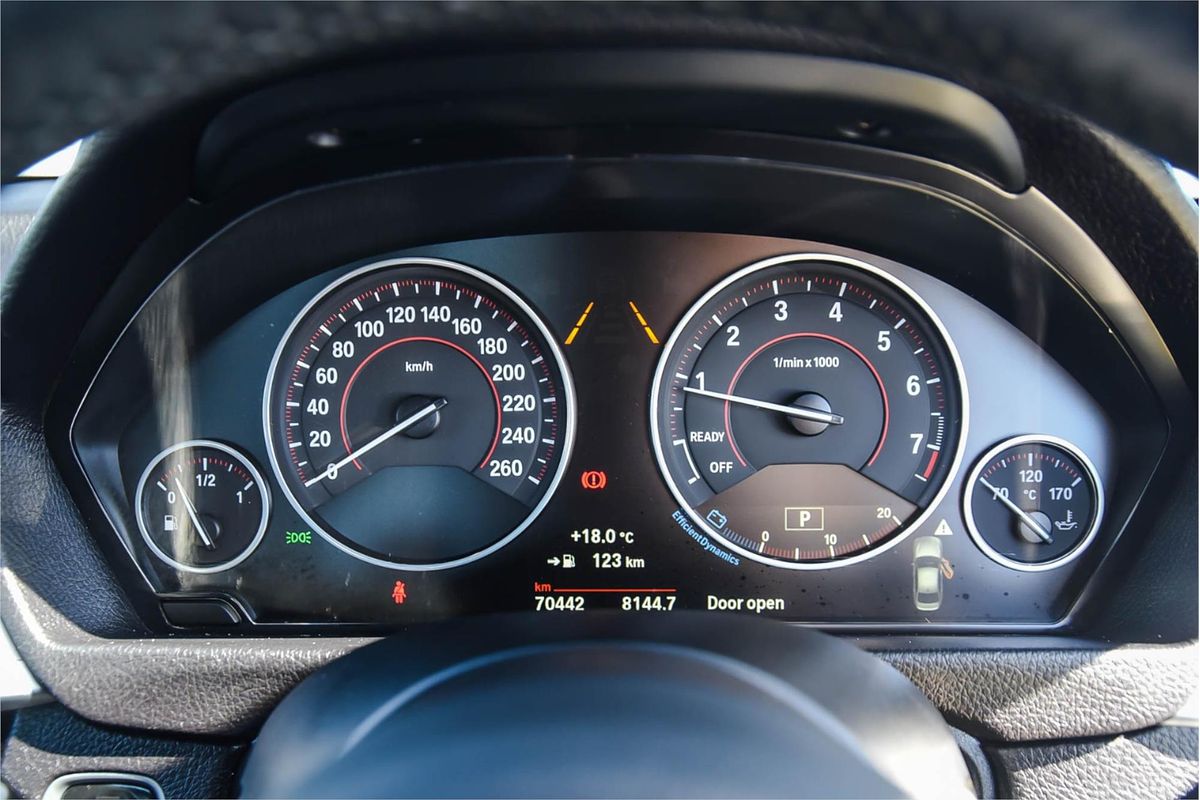 2016 BMW 3 Series 330i Sport Line F30 LCI