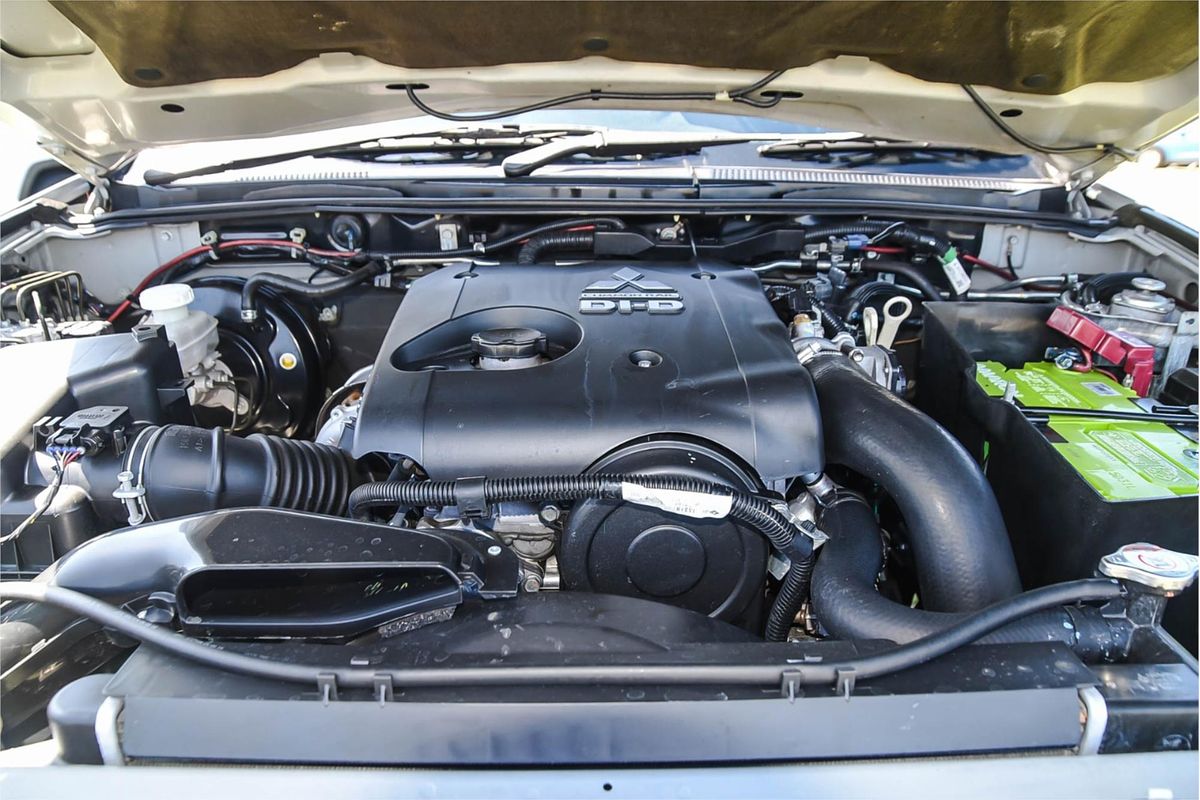 2015 Mitsubishi Challenger PC
