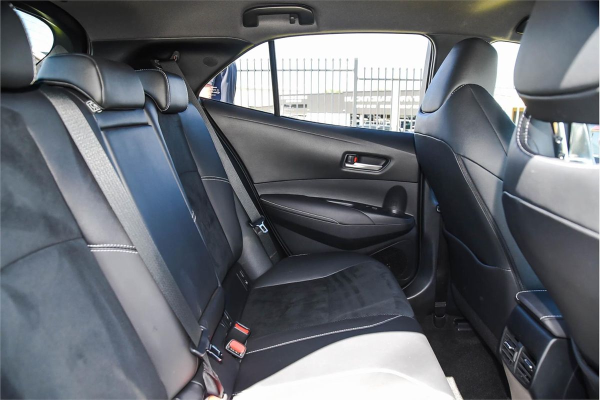 2019 Toyota Corolla ZR Hybrid ZWE211R