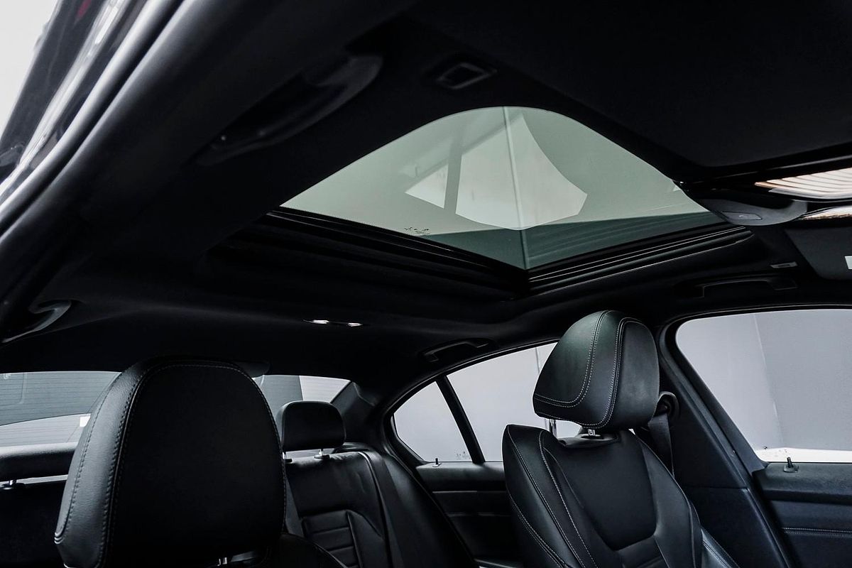 2019 BMW 3 Series 320i M Sport G20