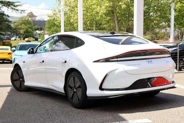 2025 MG IM5 Premium P12L