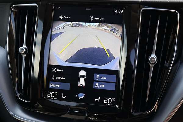 2020 Volvo XC60 T5 Momentum