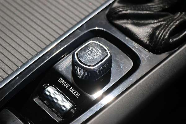 2020 Volvo XC60 T5 Momentum