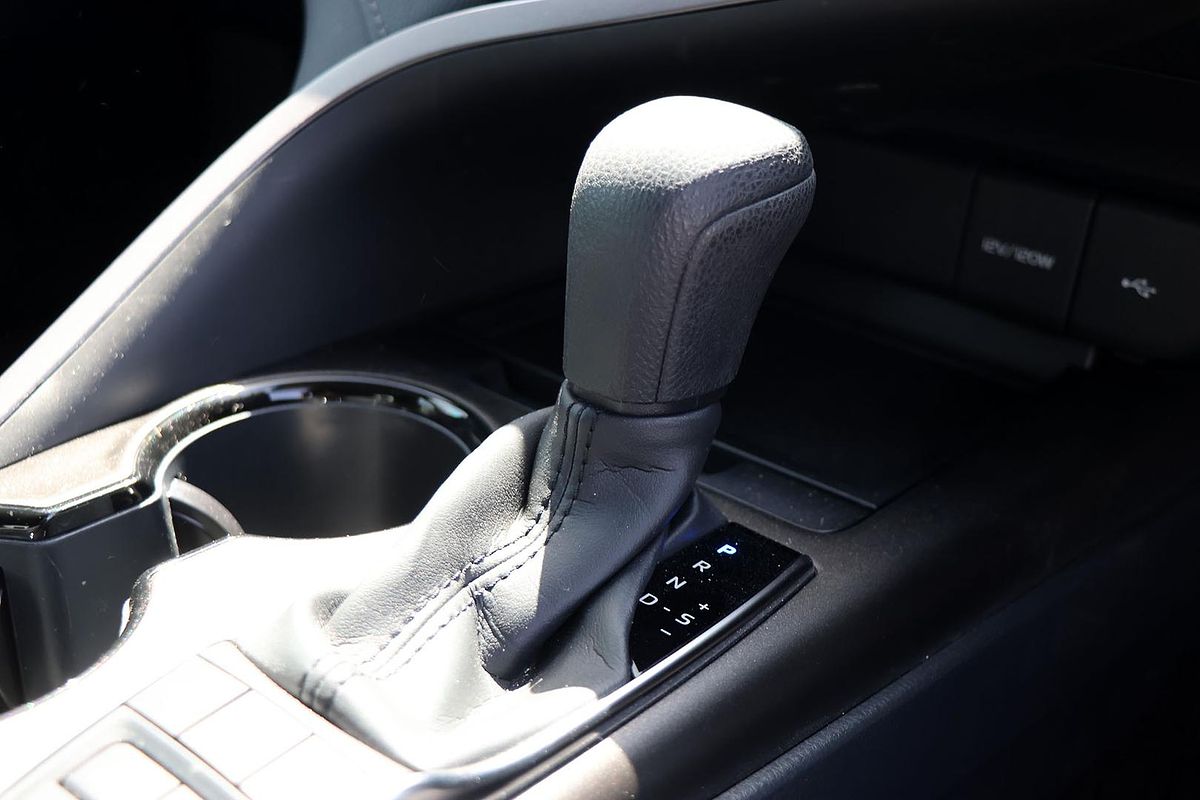 2021 Toyota Camry Ascent AXVH70R