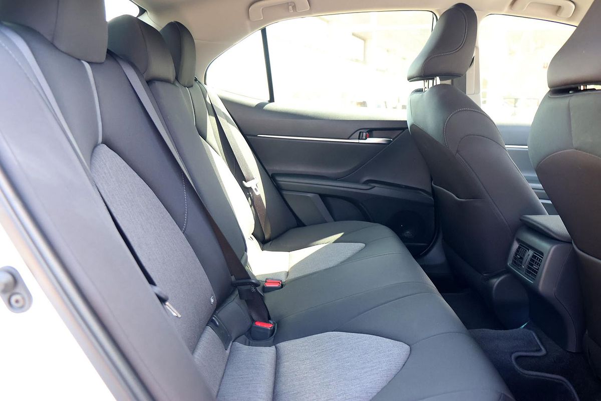 2021 Toyota Camry Ascent AXVH70R