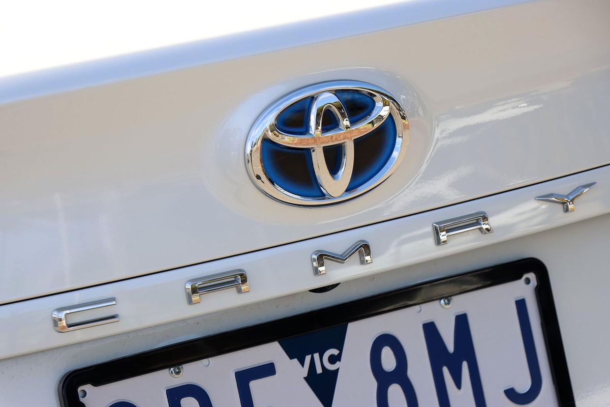2021 Toyota Camry Ascent AXVH70R