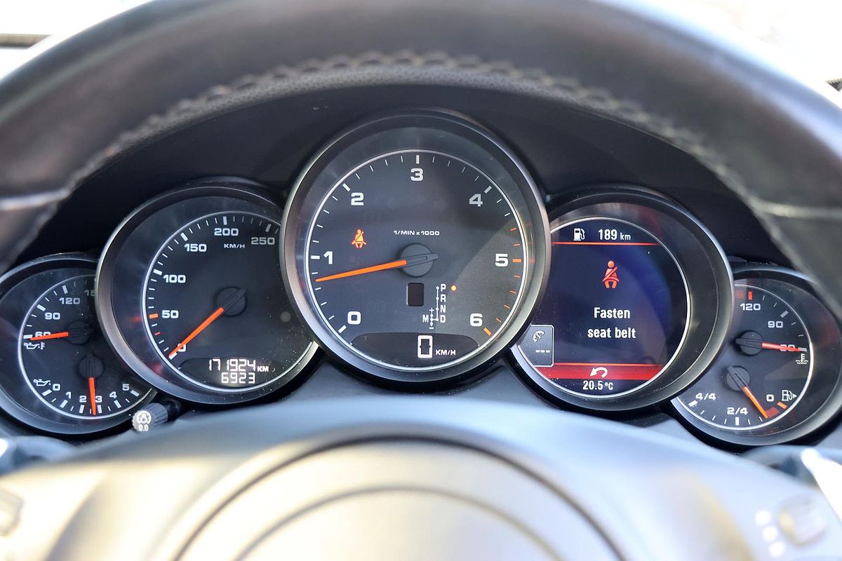 2014 Porsche Cayenne Diesel Platinum Edition 92A