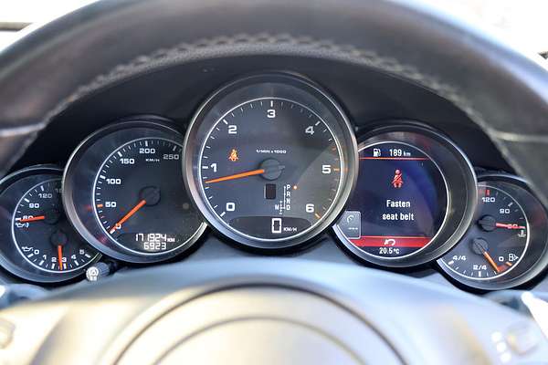 2014 Porsche Cayenne Diesel Platinum Edition 92A