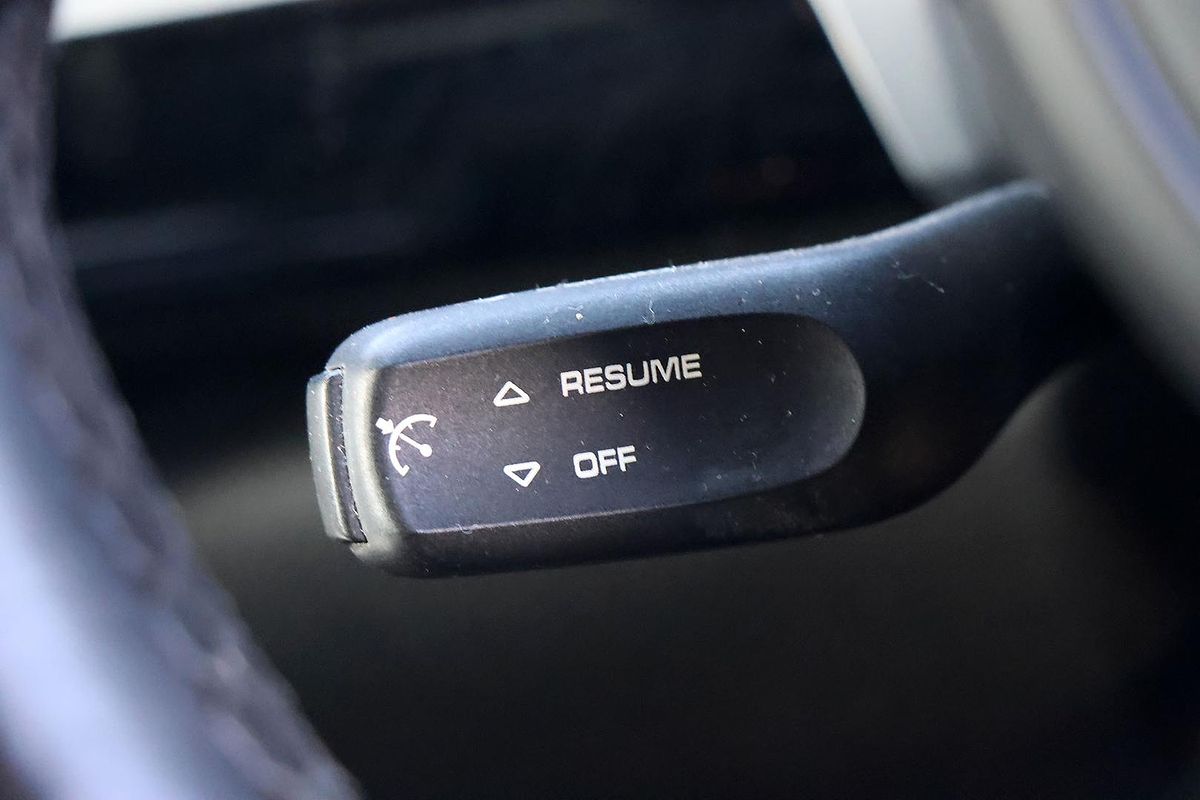 2014 Porsche Cayenne Diesel Platinum Edition 92A