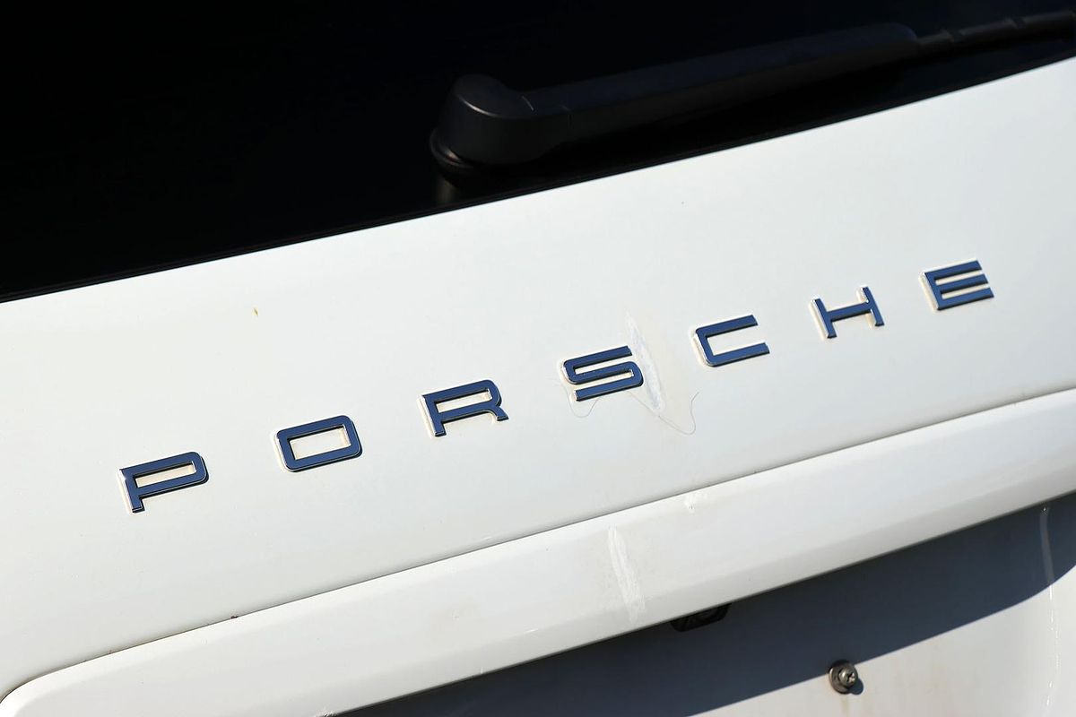 2014 Porsche Cayenne Diesel Platinum Edition 92A