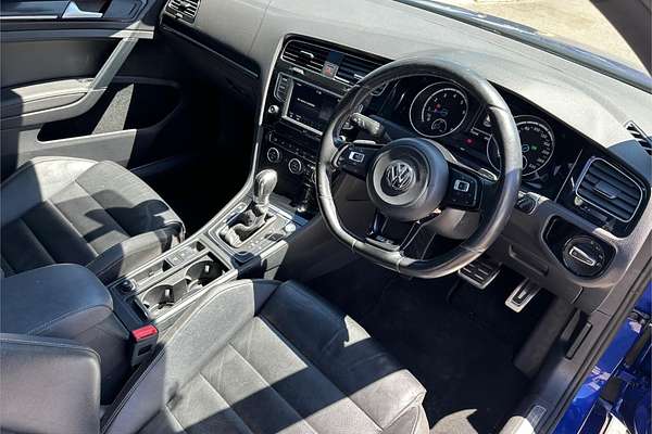 2014 Volkswagen Golf R 7