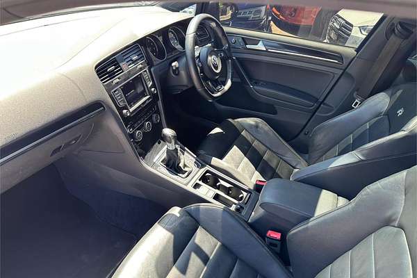 2014 Volkswagen Golf R 7