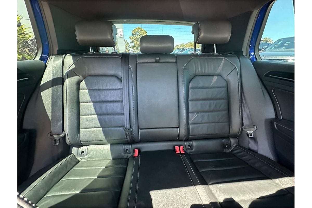 2014 Volkswagen Golf R 7