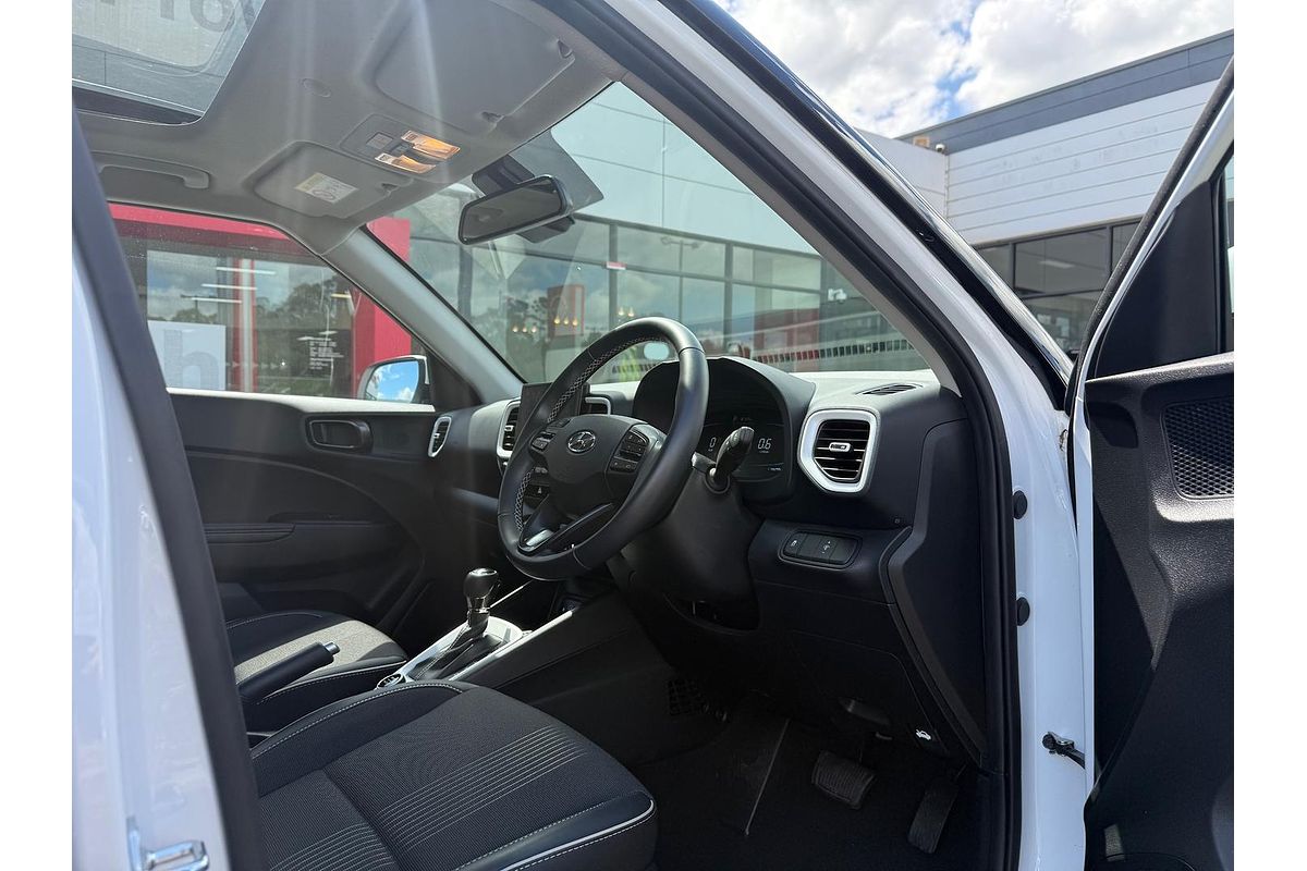 2024 Hyundai Venue Elite QX.V5