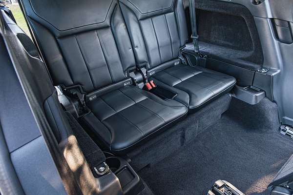 2019 Land Rover Discovery SD4 SE Series 5