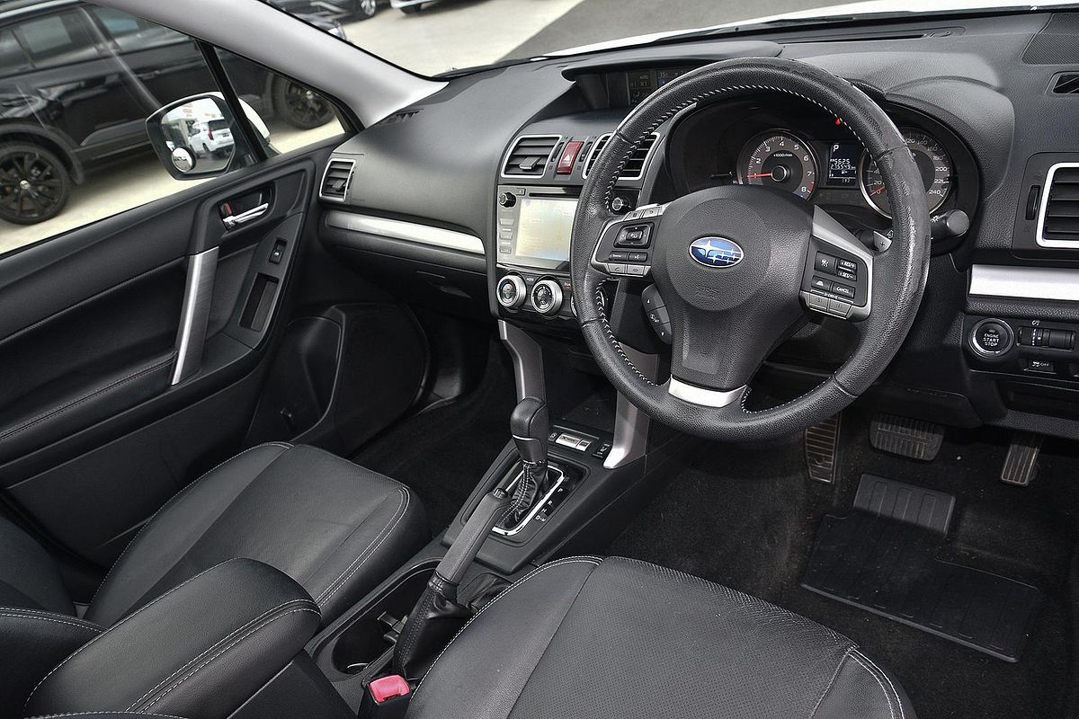 2015 Subaru Forester 2.5i-S S4